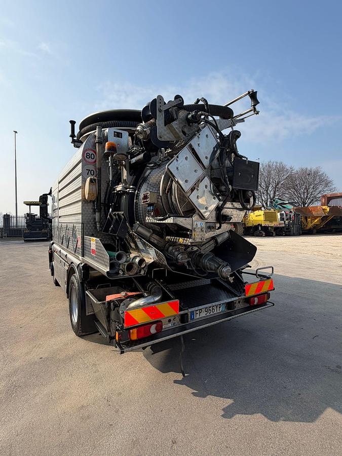 Usato 2018 IVECO CAPPELLOTTO EUROCARGO 140 E 28 SPURGO ADR