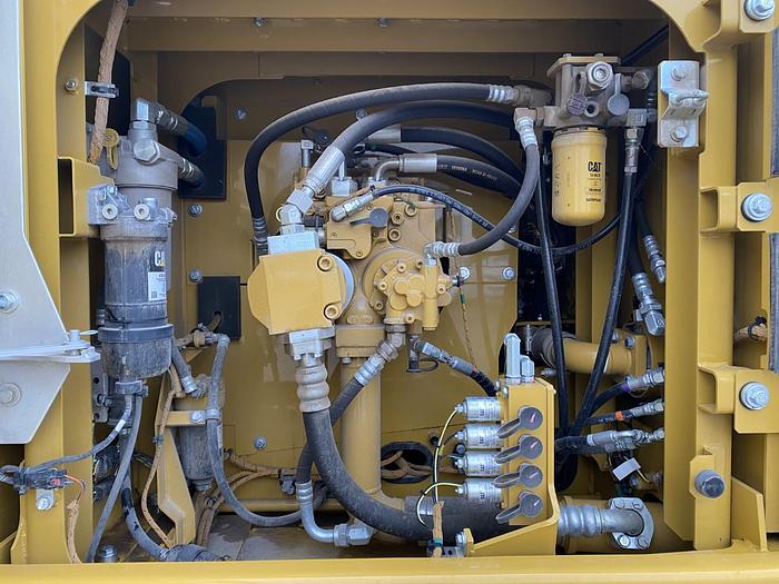 Usato 2020 CATERPILLAR 323 FLN