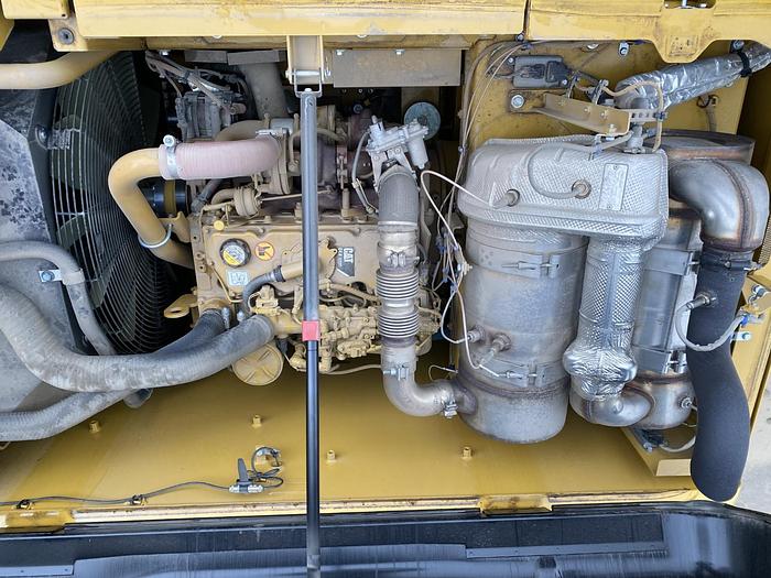 Usato 2020 CATERPILLAR 323 FLN