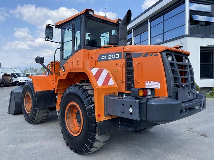 Usato 2015 DOOSAN DL 200-3