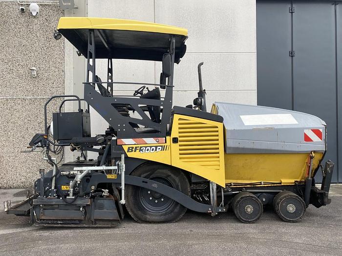 Usato 2014 BOMAG BF 300 P