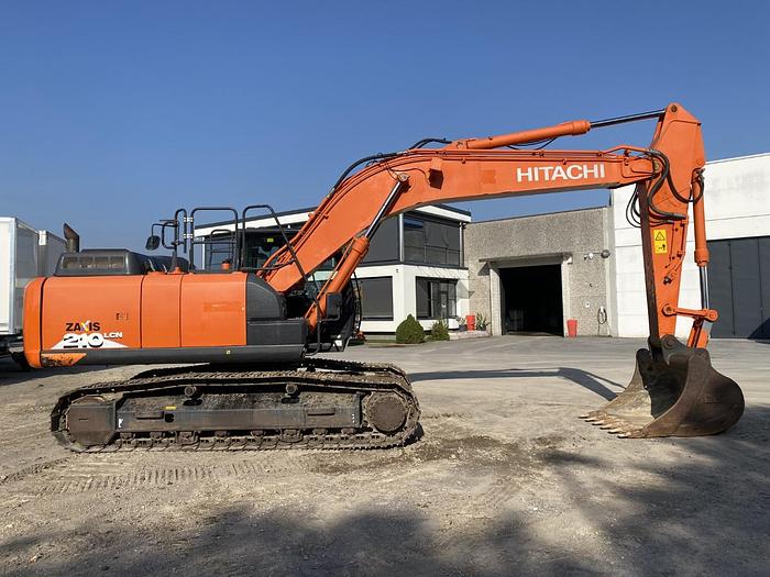 Usato 2018 HITACHI ZX210 LCN-6