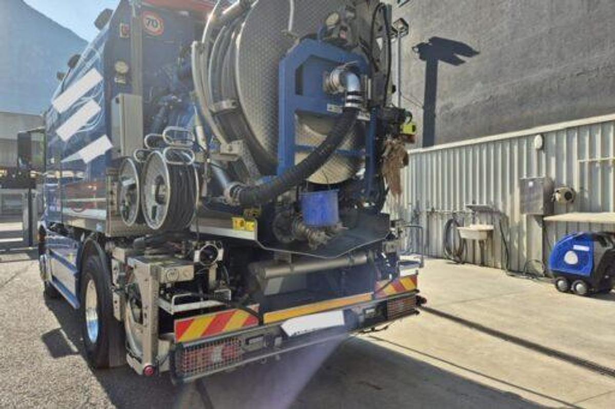 Usato MERCEDES  ANTOS 1853 SPURGO MORO