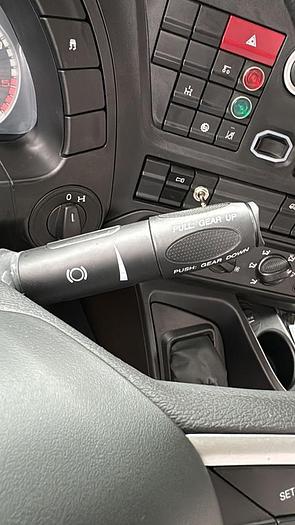 Usato 2024 IVECO X-WAY 420 RIBALTABILE TRILATERALE CON GRU