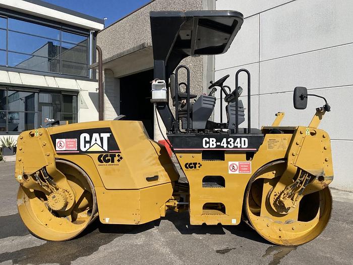 Usato 2006 CATERPILLAR CB-434D