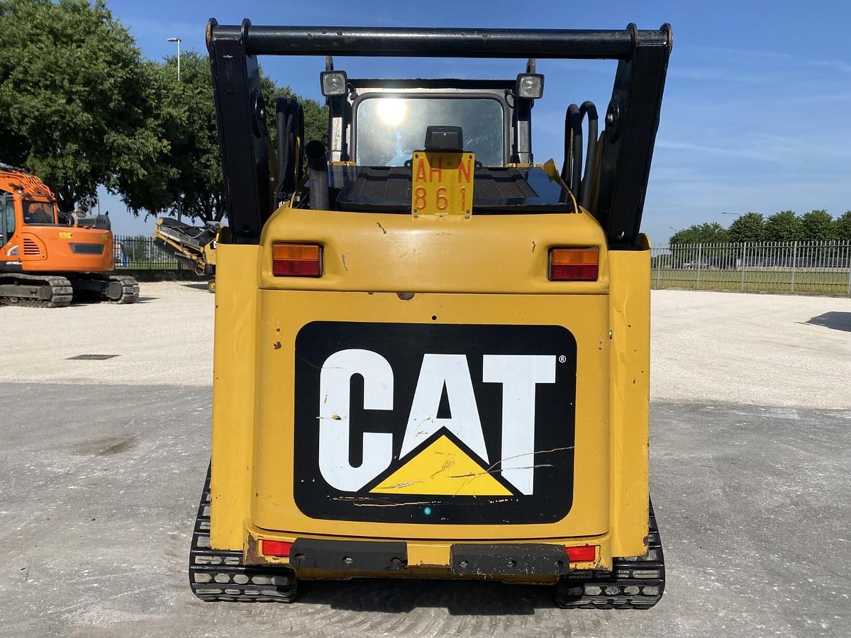 Usato 2010 CATERPILLAR 275B3