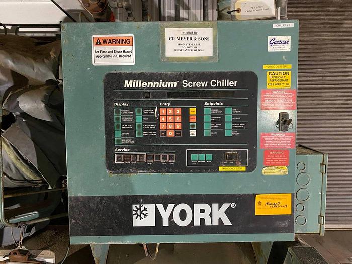 Used YORK YSCACAS2-CHCS MILLENNIUM SCREW CHILLER