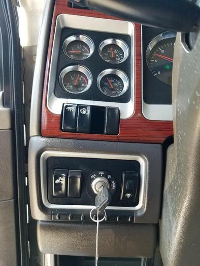 Used 2009 Kenworth W900L