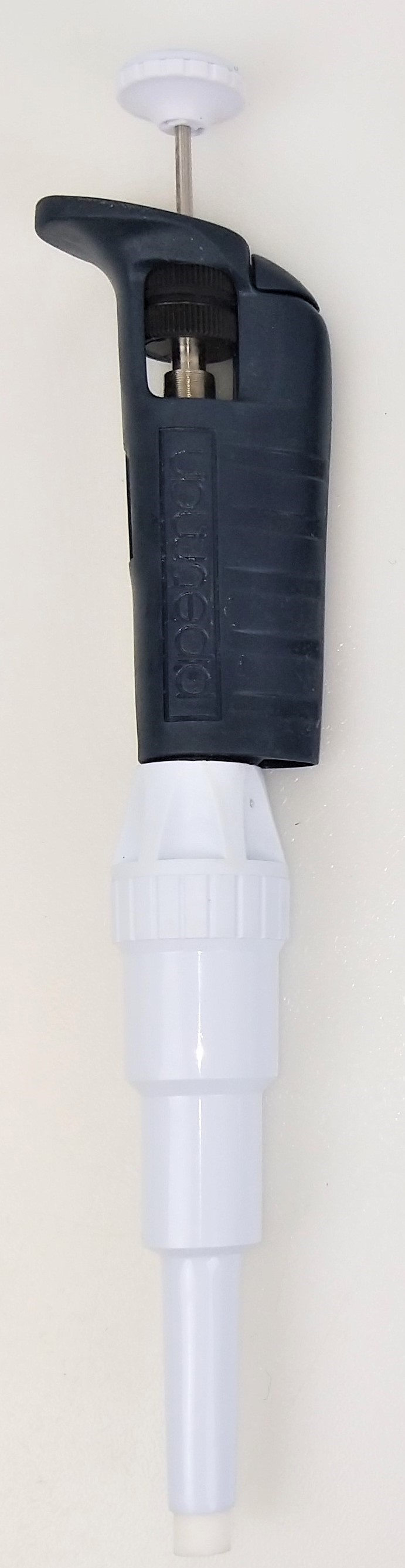 Used Gilson Pipetman Classic P5000 Pipettor - 1000 to 5000 µL