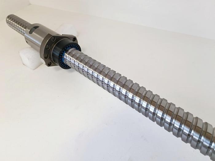 Geschliffener Präzisions Kugelgewindetrieb mit Lager, D40 mm, 908 mm, Steinmeyer, neu