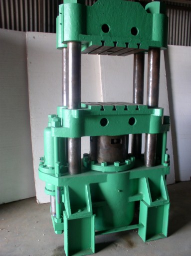 Used 250 Ton 4 Post Up-Acting Hydraulic Press;