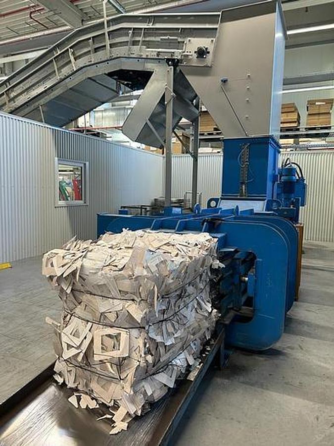 Usato 2006 Balemaster CMG 268