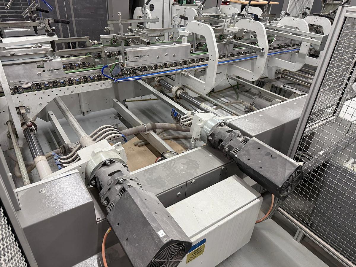 Usato Bobst Masterfold145 A3 Straight line, Lock bottom, 4/6 Corners
