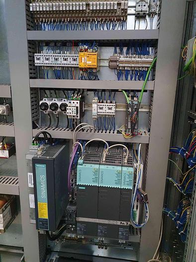 Usato TORNIO PARALLELO A TRE GUIDE INNSE TPFR 90 CNC