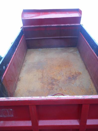 Used 2002 International 4900- Stock #: 8622