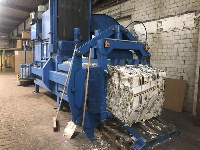 Gebraucht 2009 FAKT Ballenpresse für Wellpappe RP 4050 V