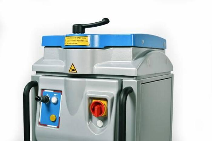 Daub Robopress – Dough and Butter Press