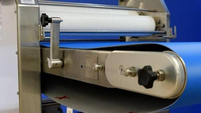 Dough Tech AM315 Moulder