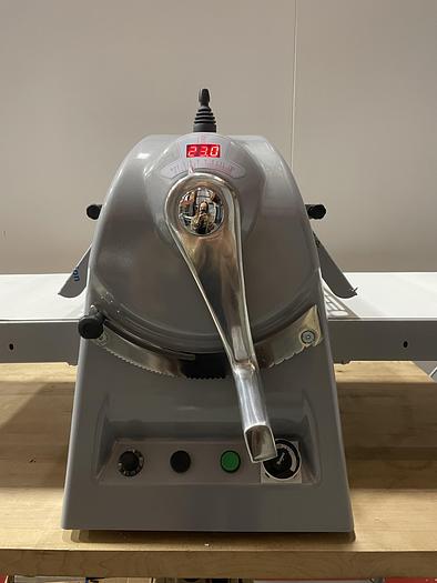 Used Slightly Used Reversible Sheeter/ Bench Top ABT SF450BVDx700