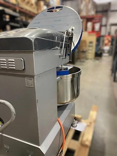 BRAND NEW Escher M200P Fixed Bowl Mixer - $16,000