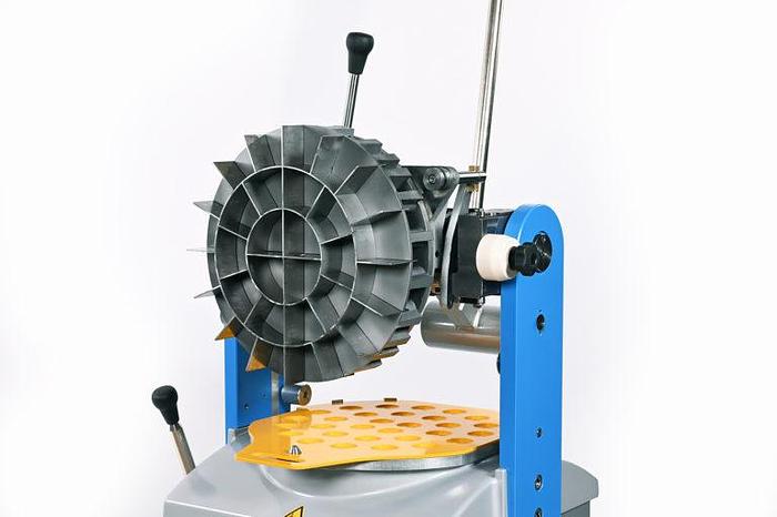 Used Slightly Used Daub DR Flex 30 Part Head - $7800