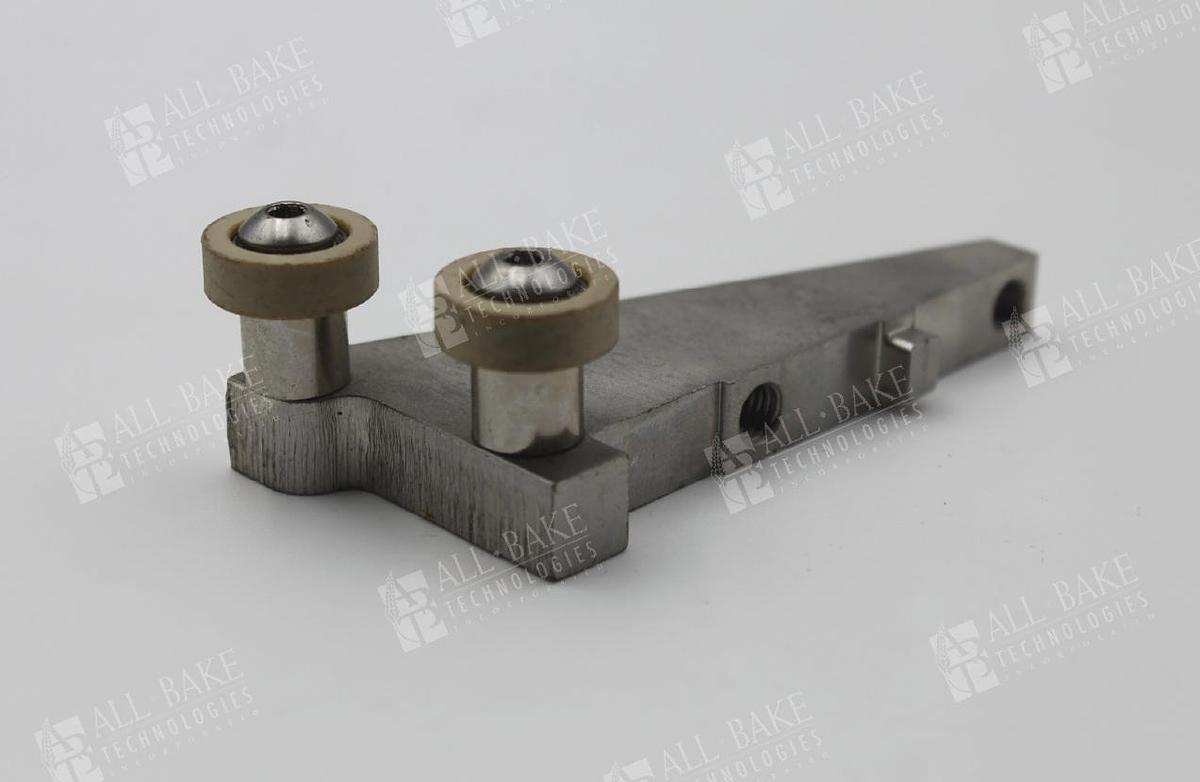 Wheel Bracket Double Assembly - RV41418790