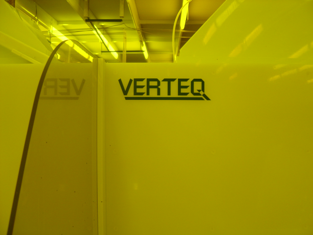 Used Verteq Automated P-Clean Plastic Wet Bench