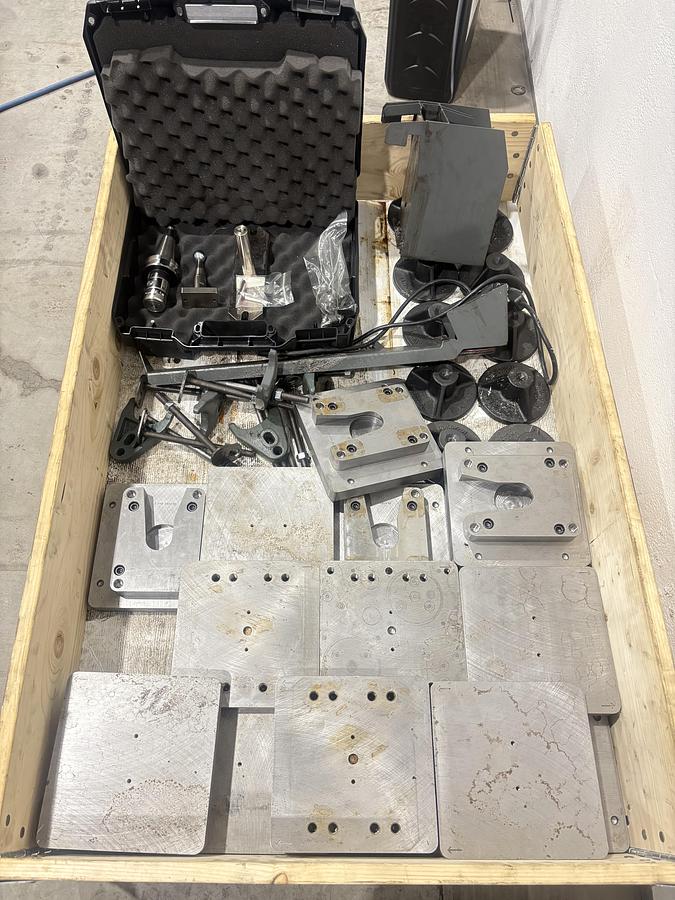 Used Haas UMC 500 SS