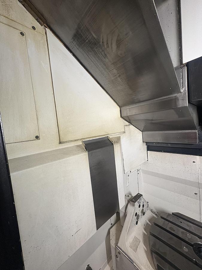 Used 2018 Mazak Variaxis J 500 SmoothG