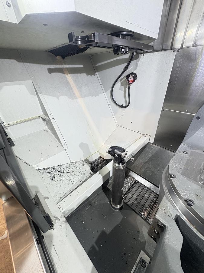 Used Haas UMC 500 SS