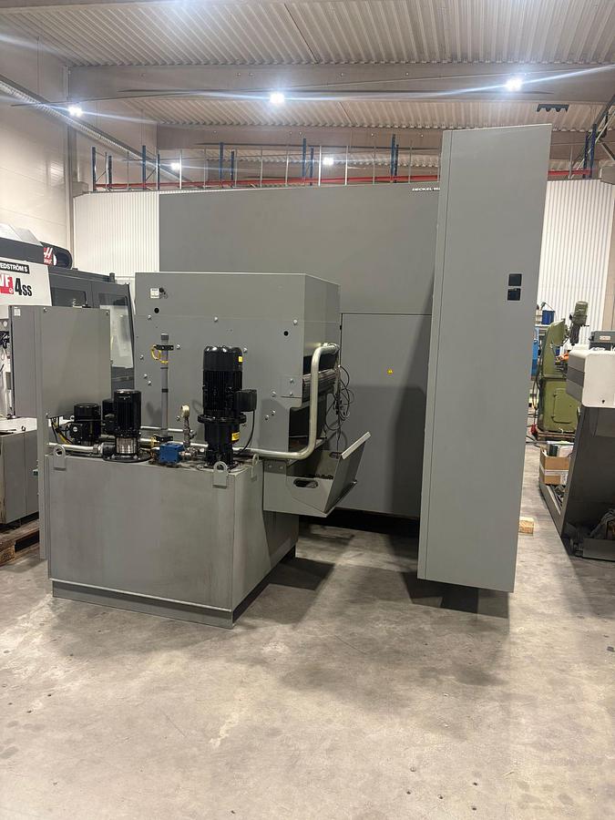 Used 2008 Deckel Maho DMU 80 MonoBlock