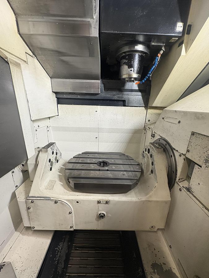 Used 2018 Mazak Variaxis J 500 SmoothG