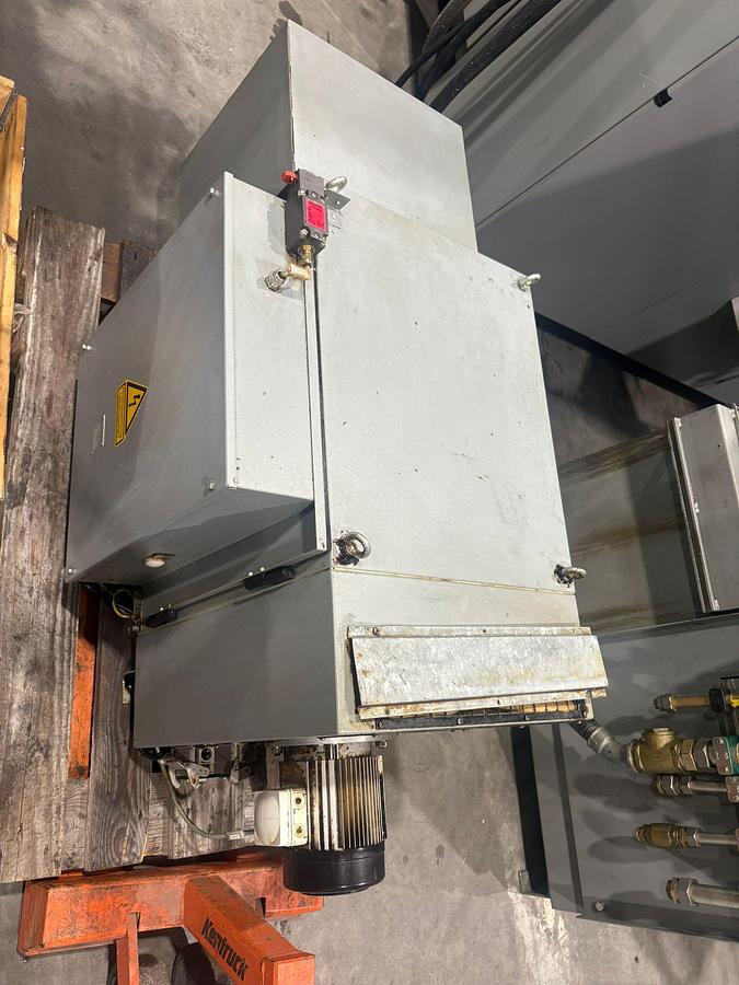 Used 2008 Deckel Maho DMU 80 MonoBlock