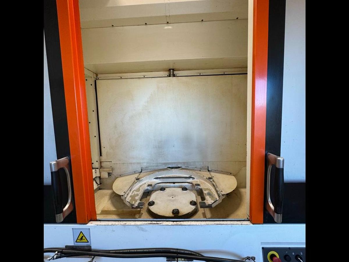 Used 2011 Mazak HCN 5000