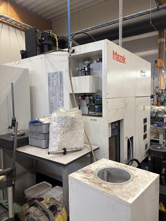 Used 2018 Mazak Variaxis J 500 SmoothG