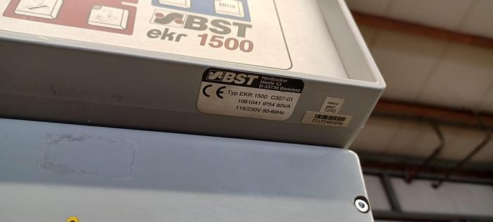 Überholt Kom.101 Rollenschneider KS708