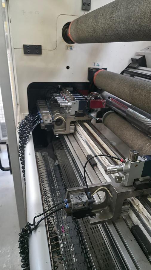 Gebraucht TITAN SR8 Slitting Rewinding Machine