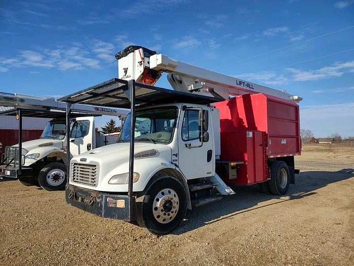 Used 2008 FREIGHTLINER BUSINESS CLASS M2 106