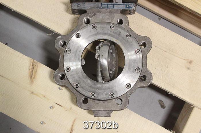 Used Jamesbury 4" Hand Operated Butterfly Valve, 4 815L-11-3600 MT #37302