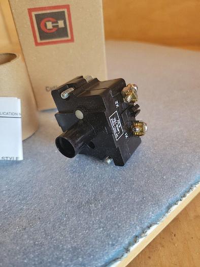 Cutler Hammer 10250T89L (FAST SHIPPING)