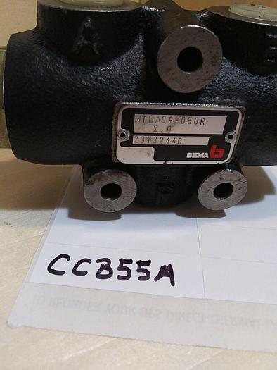 Used Bucher MTDA08-050R Flow Divider