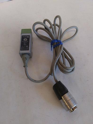 Used Omron E3S- VS1 E2 Photoelectric Switch