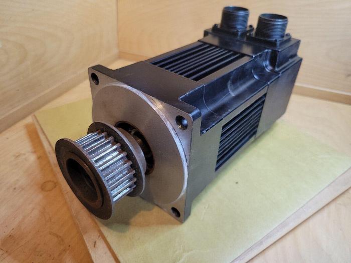 Used Pacific Scientific R43HMNA-R2-NS-NV-00, Brushless Servomotor