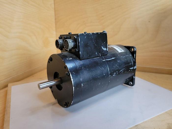 Used Compumotor CPLX83-150 Stepper Motor
