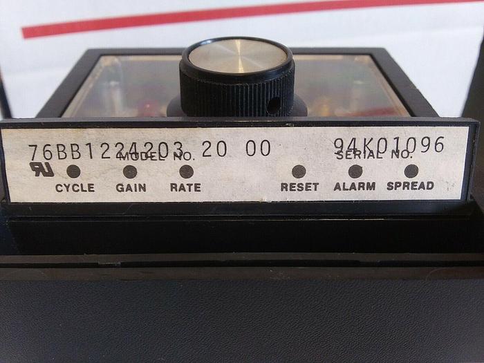 Used Partlow 76BB Temperature Controller Type K