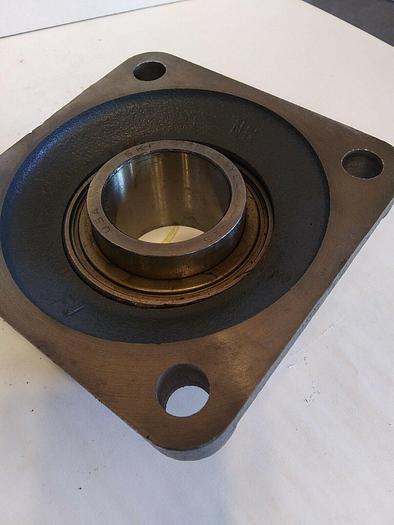 SKF FY1-15/16 WM Flange Bearing