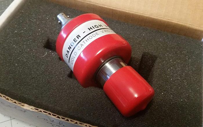 Used Inficon Leybold-Heraeus 850-610-G1 Cold Cathode Vacuum Gauge