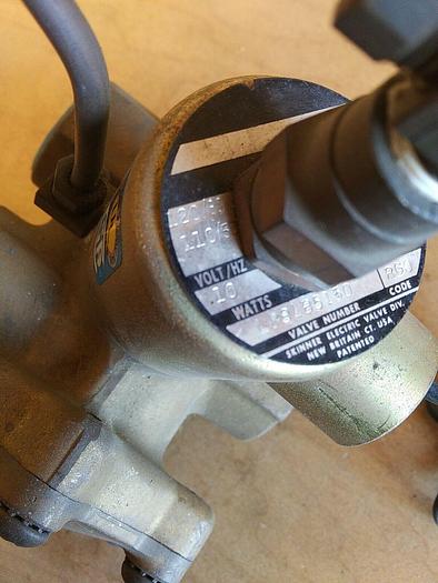 Skinner Valve LP3LB5150 Solenoid with 3 Port Valve *damaged wire