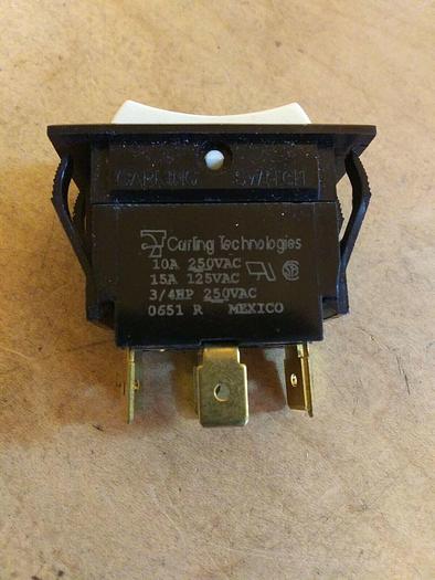 Carling 0651 R Rocker Switch. *TIGM5M-6S-WH-NBL