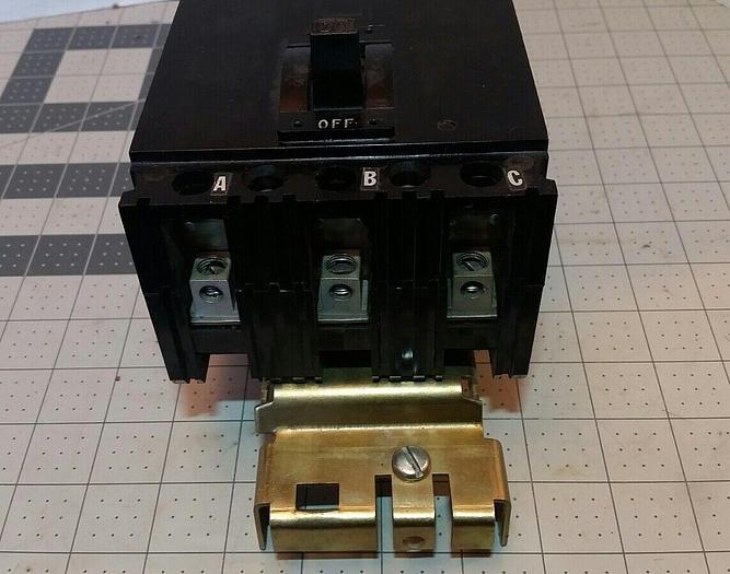 Used Square D FA-34020 C14K2 2060 Circuit Breaker, 480 VAC 3 Pole